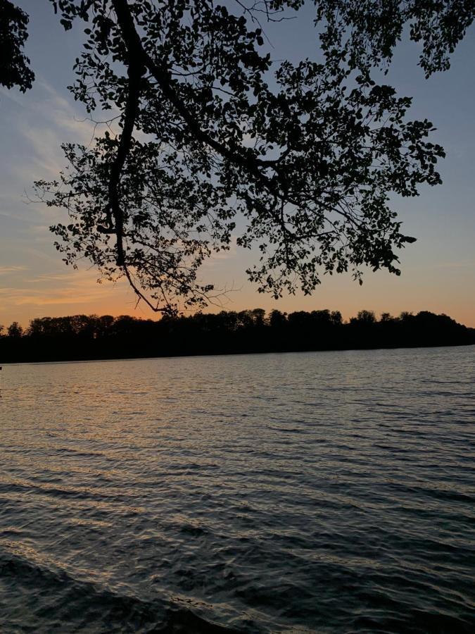 Cieszyno- Uroczy Domek Do Wynajecia Złocieniec Exteriör bild